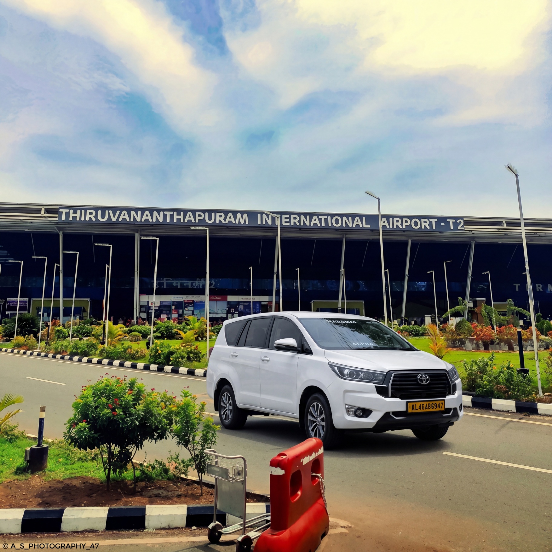 Trivandrum International Airport pickup with premium Toyota Innova Crysta
